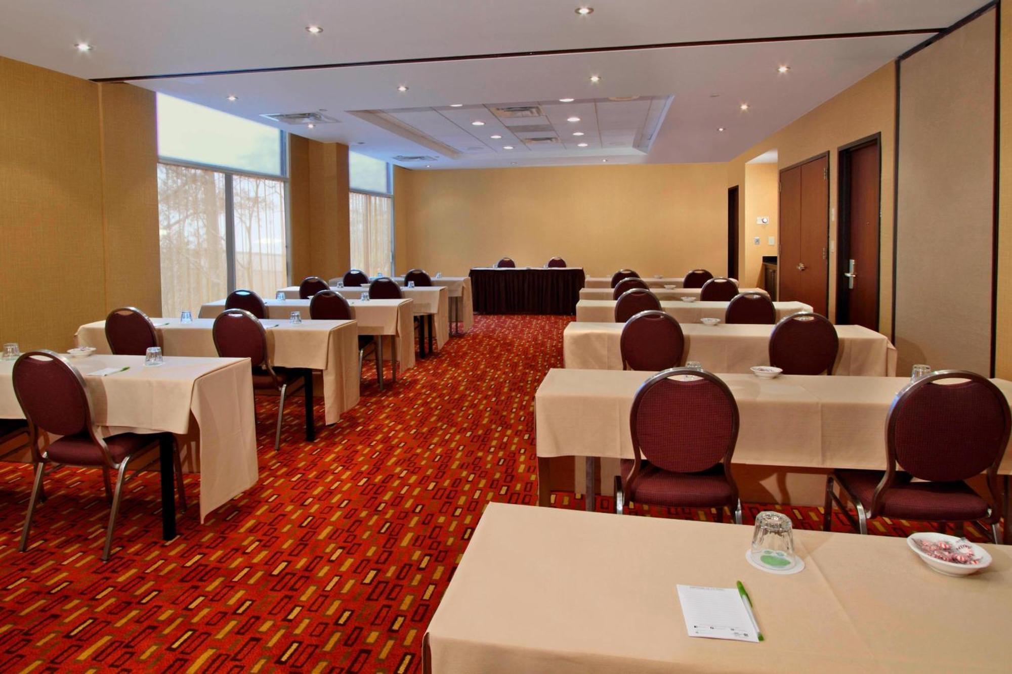 Courtyard By Marriott Lyndhurst/Meadowlands Buitenkant foto